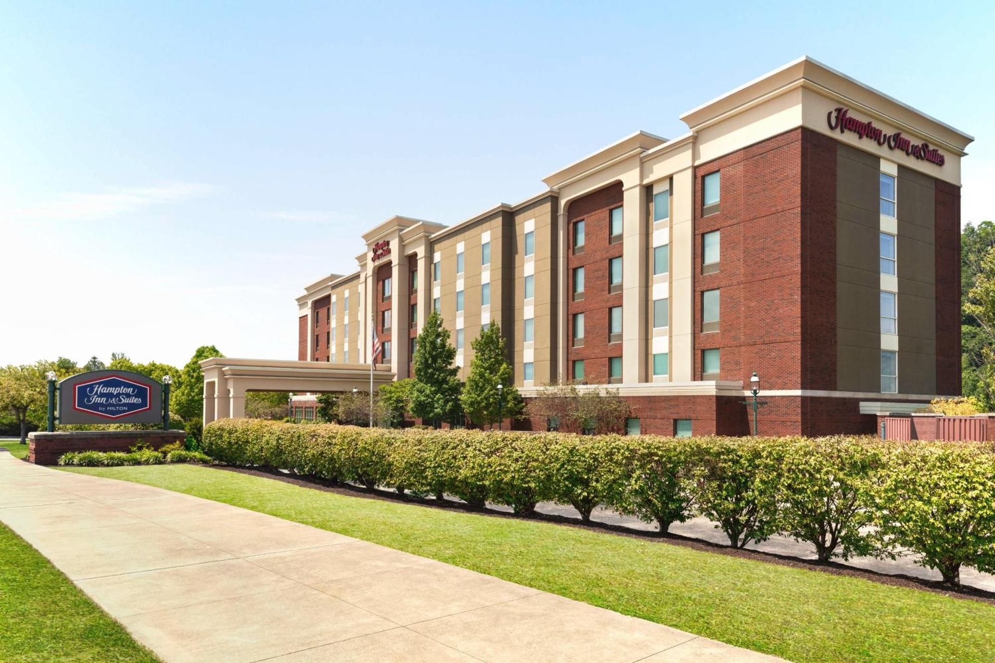 Hampton & Pittsburgh Waterfront Hotel